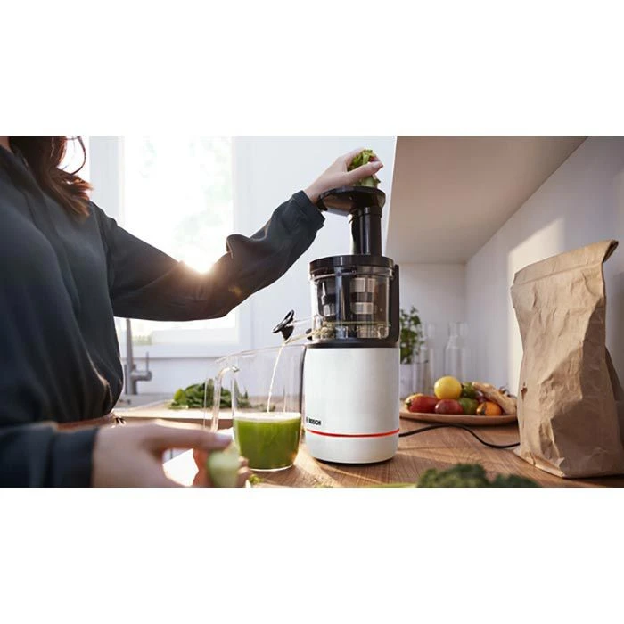 Bosch Entsafter VitaExtract, MESM500W, Slow Juicer, Weiß, Kunststoff, 150 Watt 3 Bosch Entsafter VitaExtract, MESM500W, Slow Juicer, Weiß, Kunststoff, 150 Watt – Bild 3